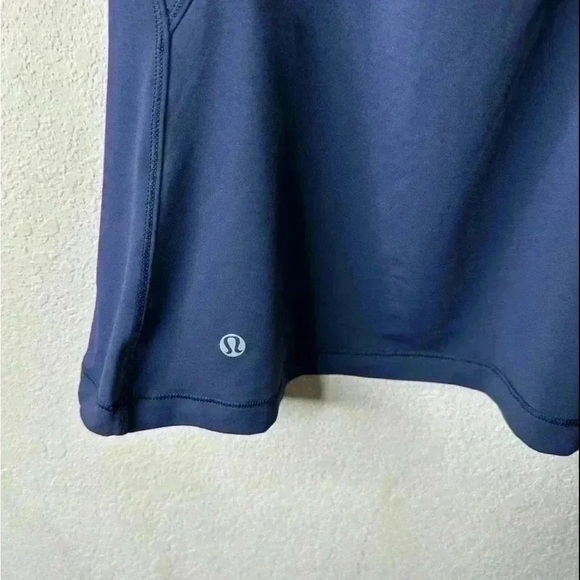 Lululemon Mesh With Me Tank color Inkwell Size 4 - Picture 4 of 5